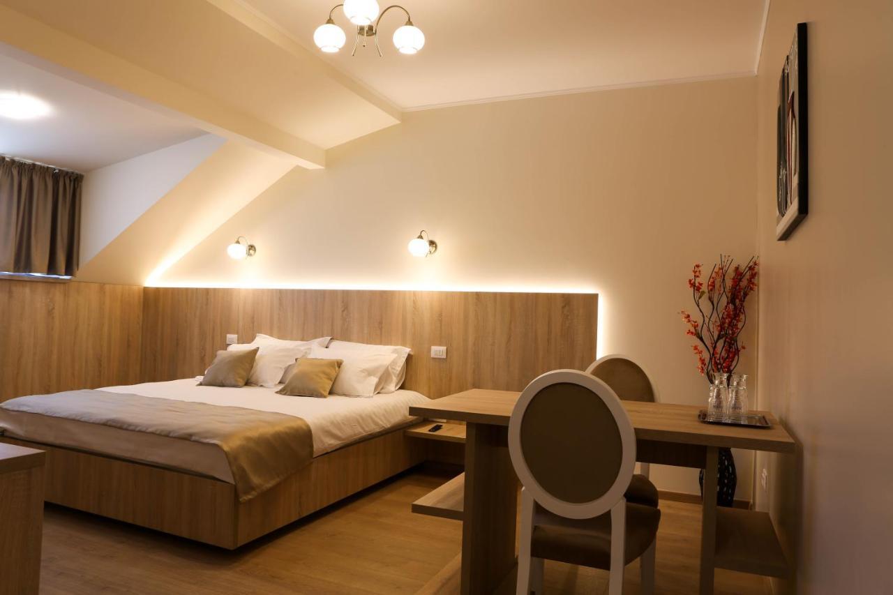 Reve Mariage Hotell Bukarest Exteriör bild